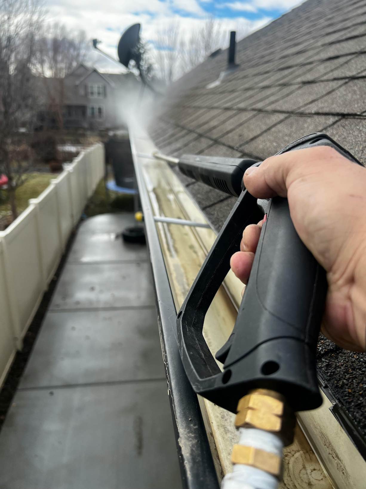 Georgia Pressure Washers and Roof Cleaning